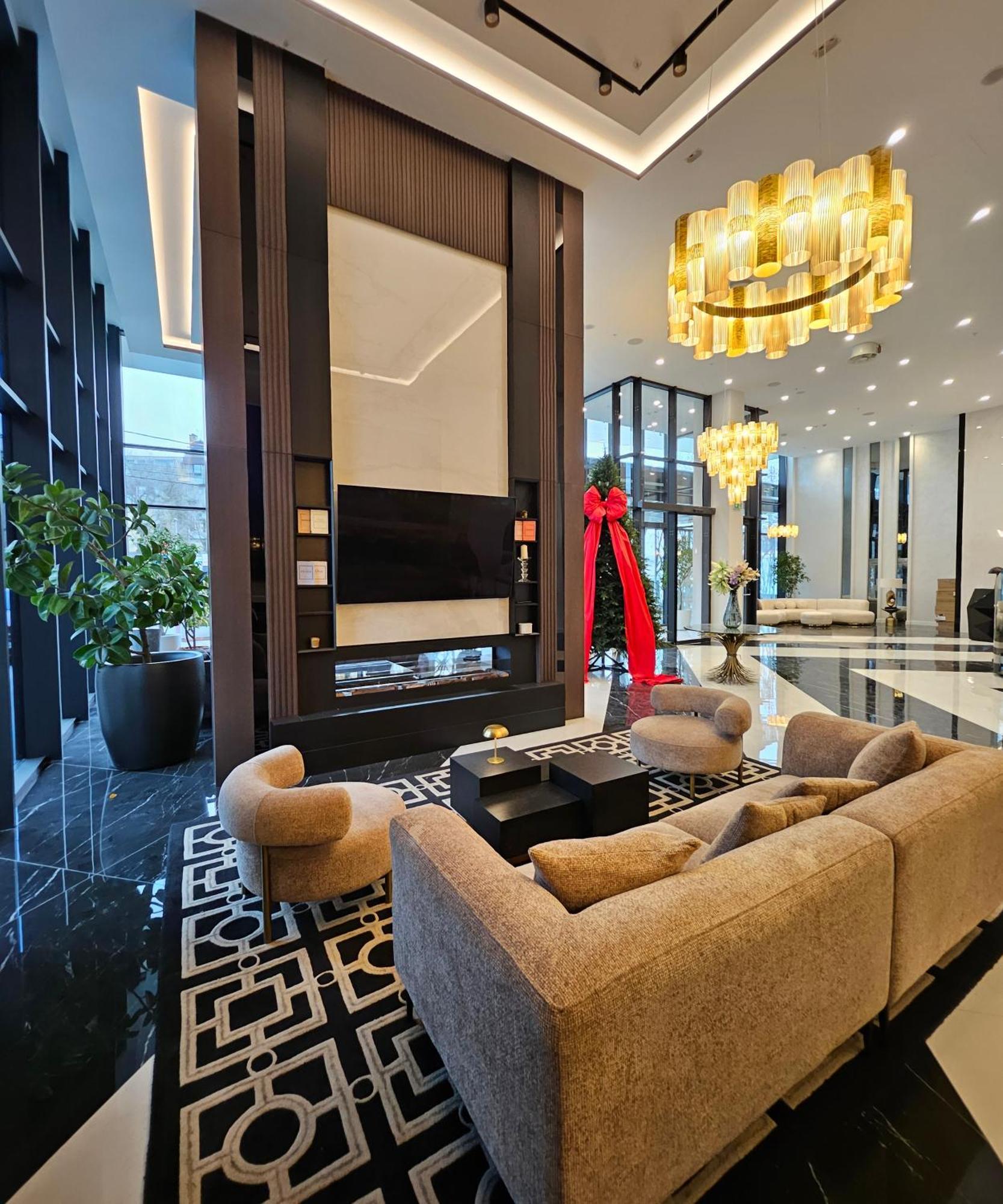 New Belgrade Premium Hotel Exteriör bild
