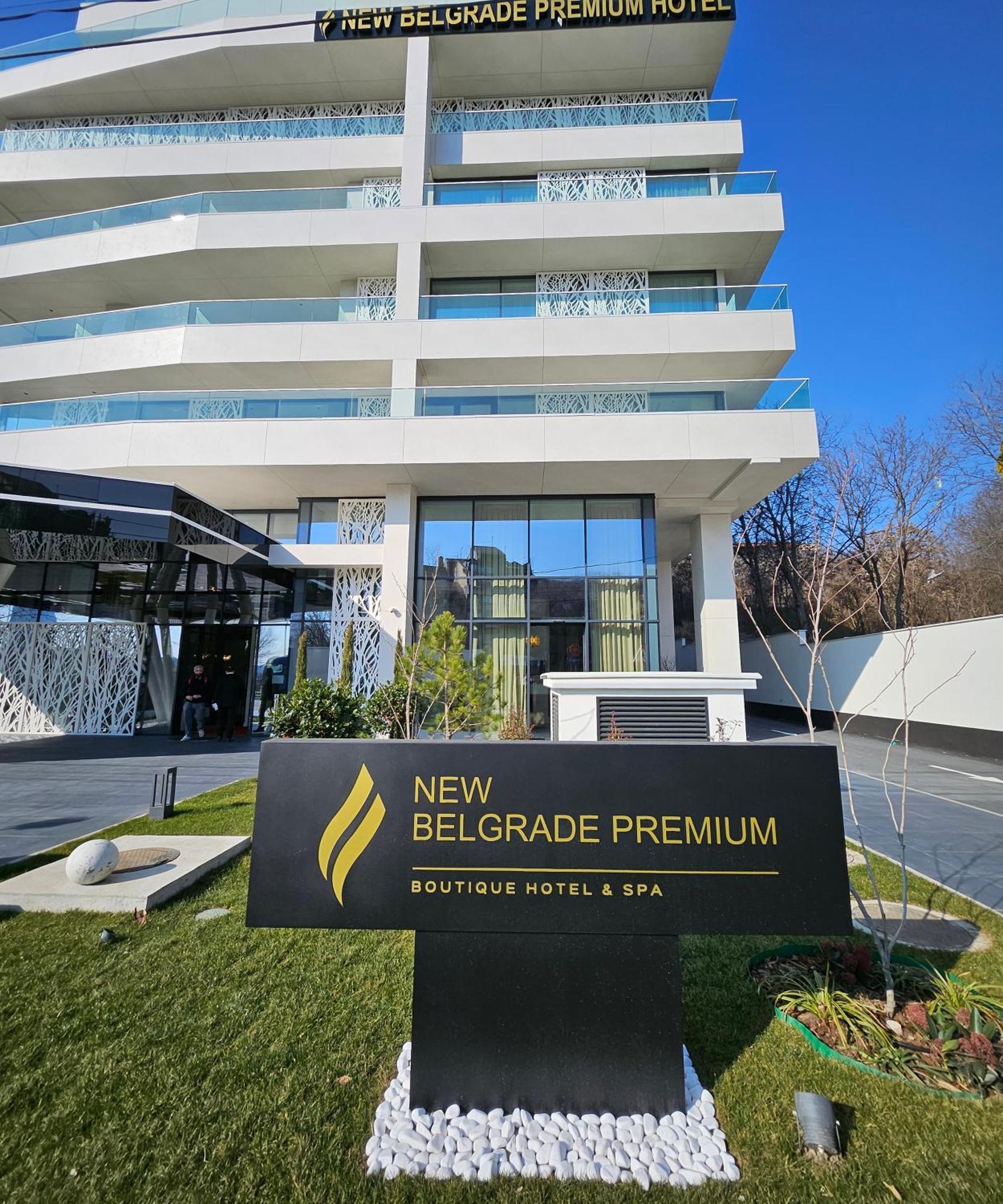 New Belgrade Premium Hotel Exteriör bild