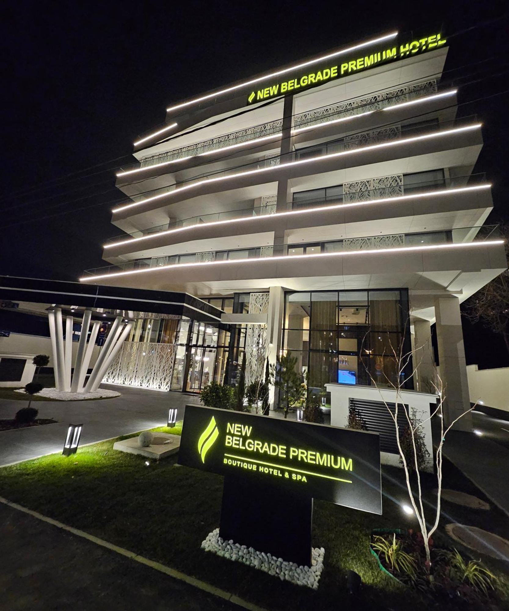 New Belgrade Premium Hotel Exteriör bild