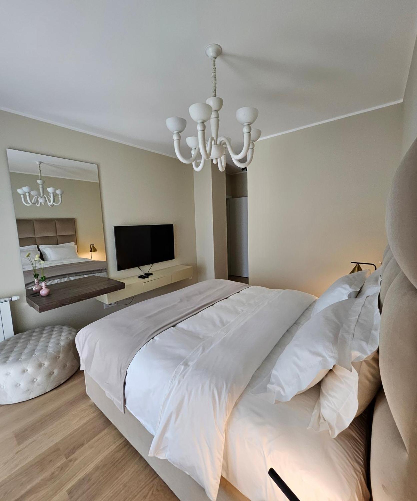 New Belgrade Premium Hotel Rum bild