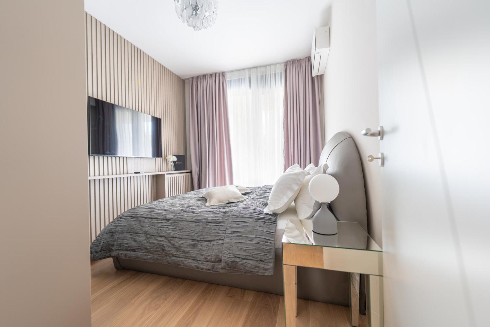 New Belgrade Premium Hotel Rum bild